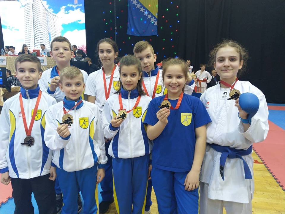 53921485 1239354606218753 5344006508222873600 n