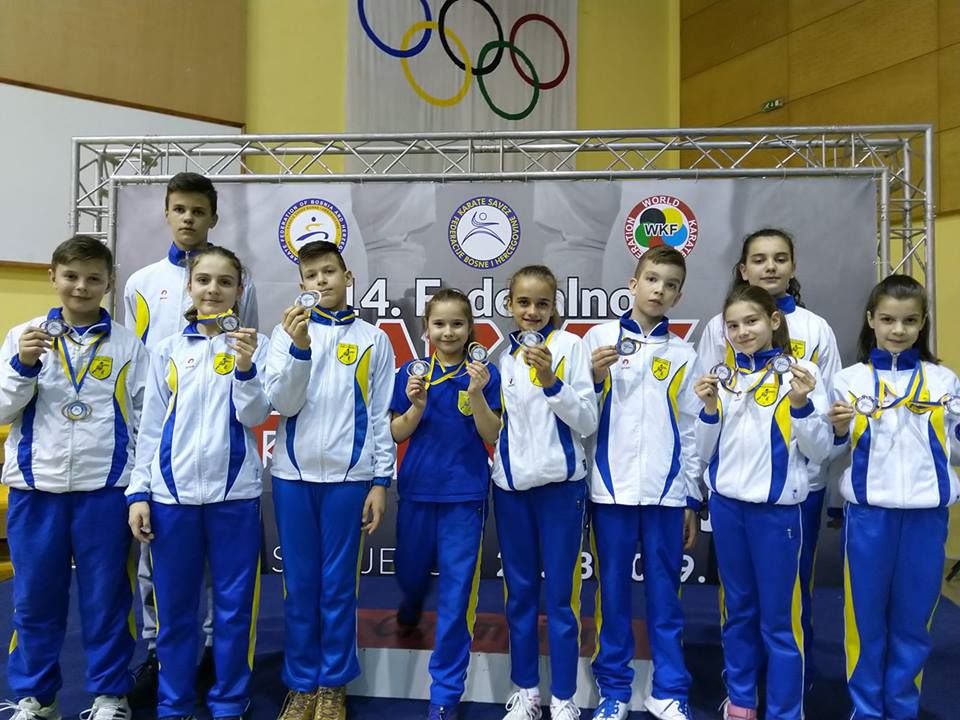 55621050 1243229102497970 1610749973090009088 n